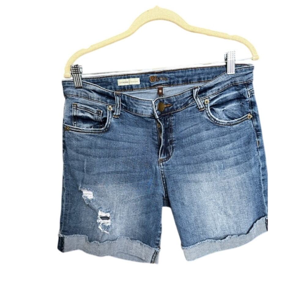 Kut from the Kloth Catherine Boyfriend Shorts 7"